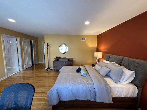 master_bedroom_-_4
